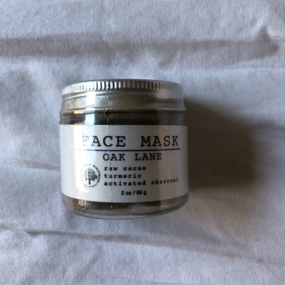 OAK LANE FACE MASK